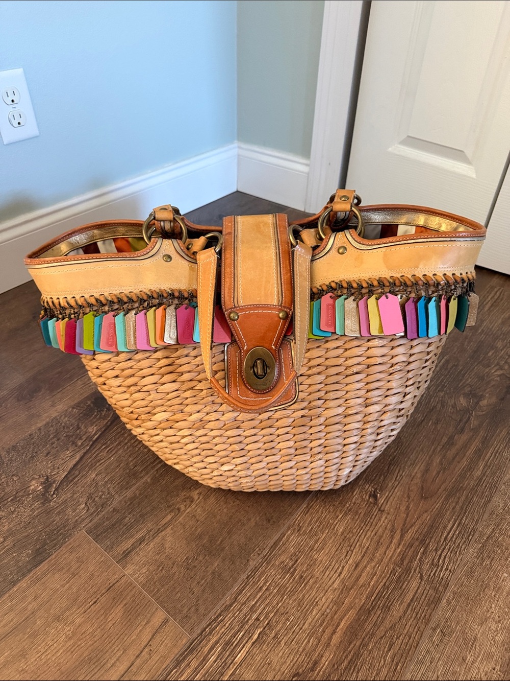 Rare Vintage Coach Lily Straw Legacy large tote with hangtags